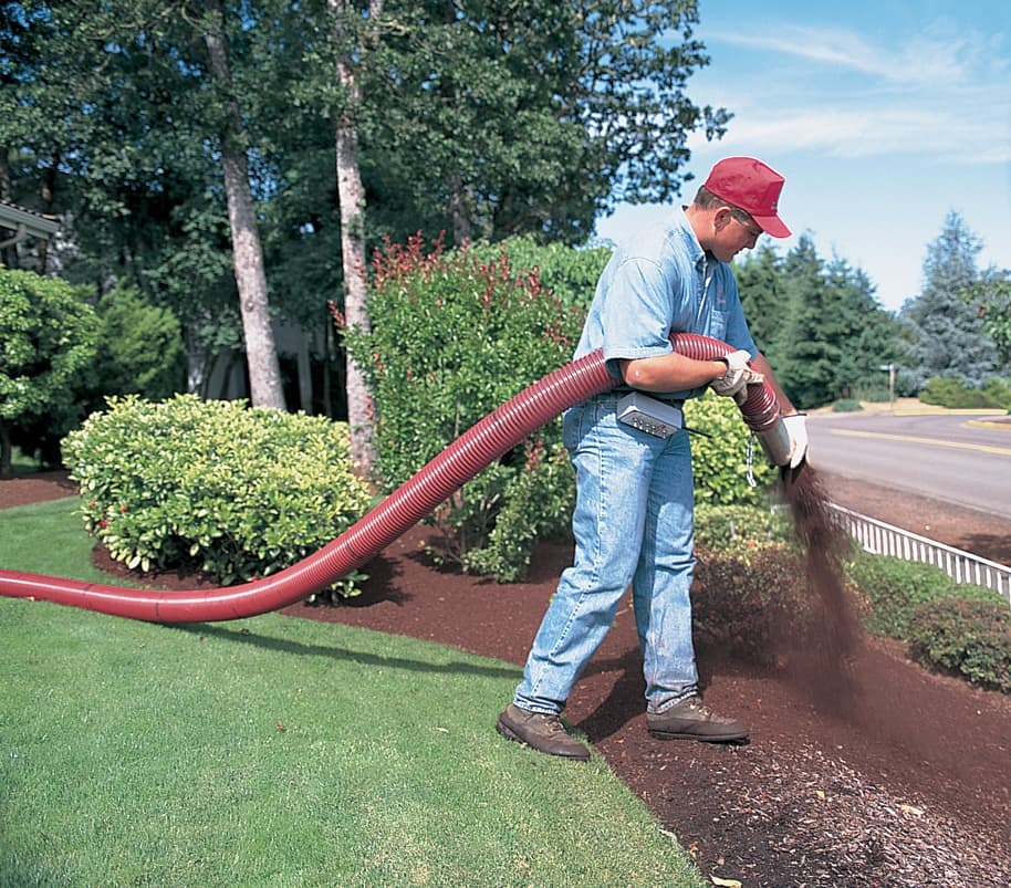 Mulch Installation Services in Calabasas, CA